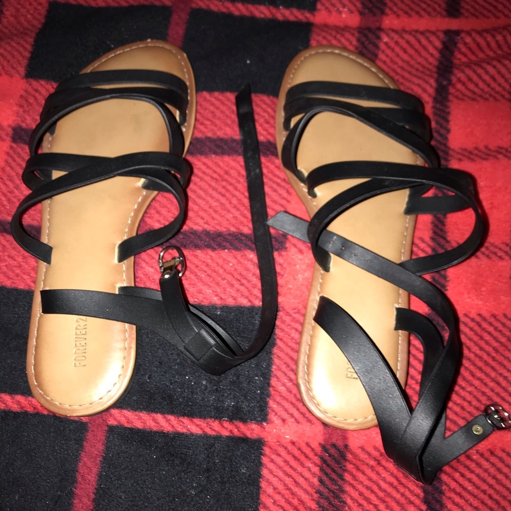 Forever 21 Sandals - Picture 3 of 4
